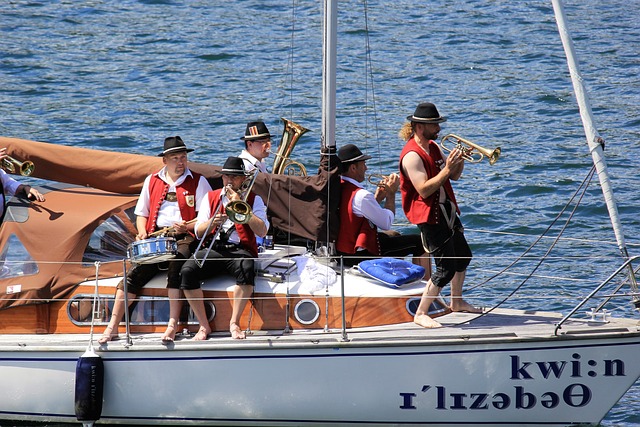 像莱万这样 像莱万这样